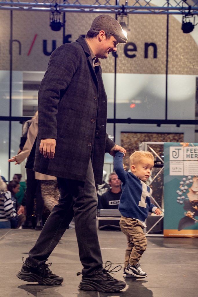 Modeshow 269.jpg